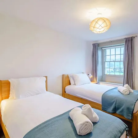 2 Bed In High 86023 *