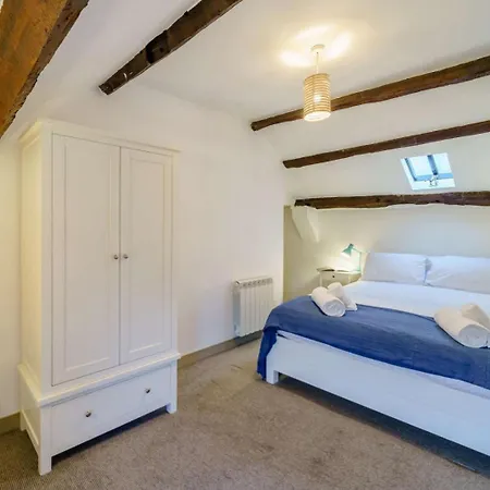 2 Bed In High 86023 Casa vacanze Lorton