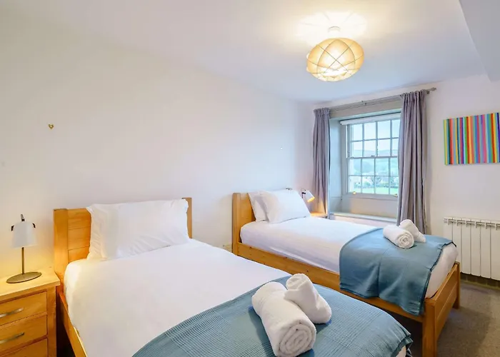 2 Bed In High 86023 Holiday home