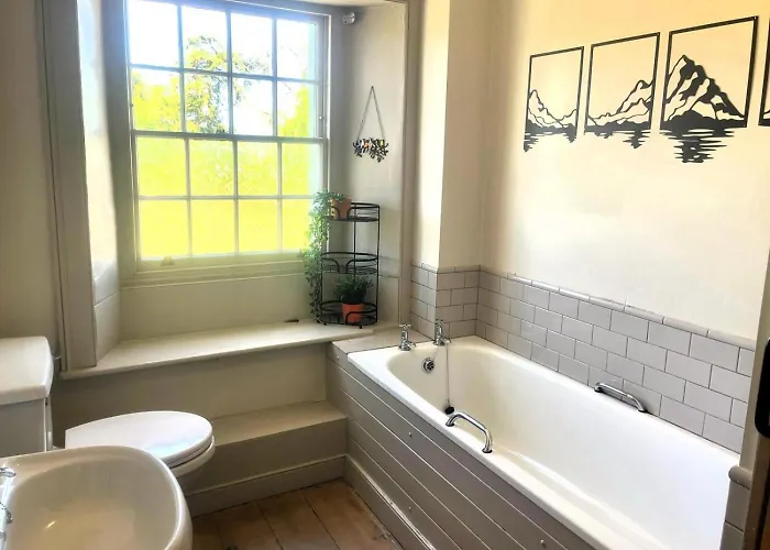 2 Bed In High 86023 Holiday home